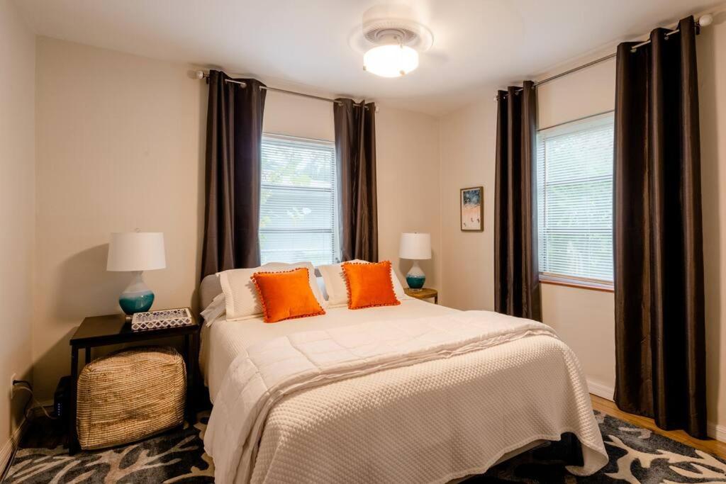 Relax At Renellie Villa Tampa Ngoại thất bức ảnh